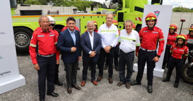 Entrega del terreno para la construcción de la Estación 14 de Bomberos Municipales de la ciudad de Guatemala zona 6